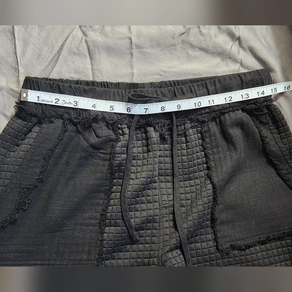 Charcoal Textured/quilted Straight Leg Sweatpants - Picture 2 of 4